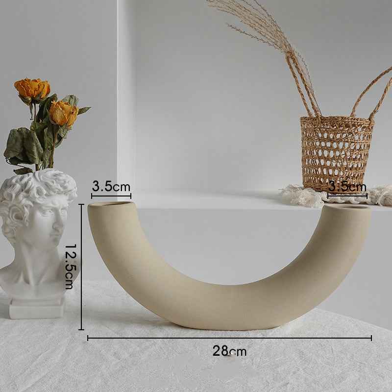 Nordic Ceramic Table Vase - Minimalist Elegance for Your Home