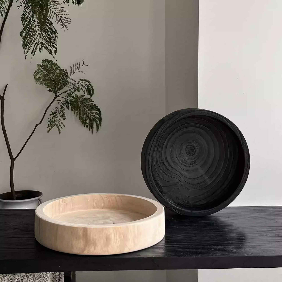 Wabi-sabi-style Vintage Wooden Round Tray – A Touch of Timeless Elegance